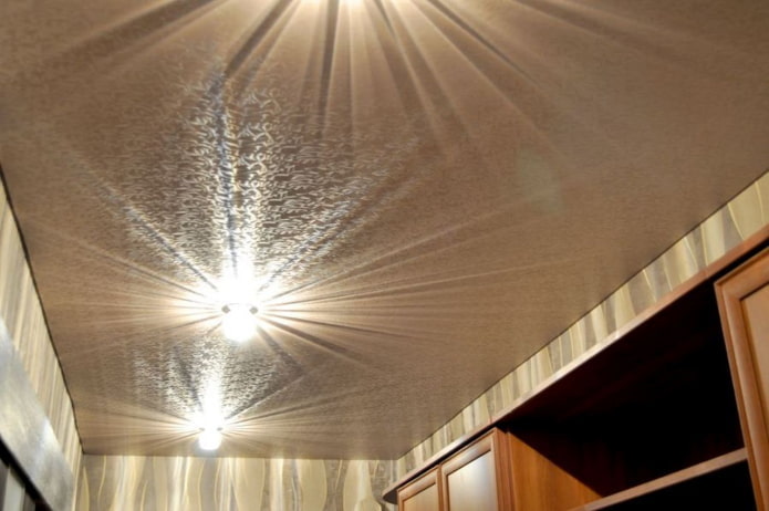 structuur spanplafond in grijs