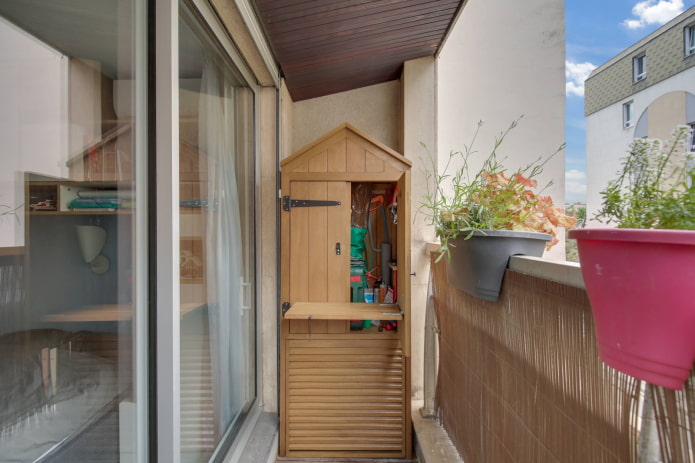 Werkplaatshuis op het balkon