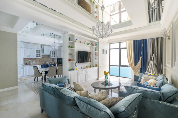 kast met een tv als scheidingswand in het interieur