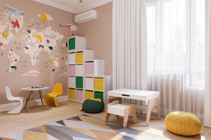 kledingkast in het interieur van de kinderkamer