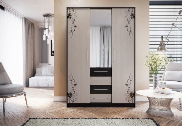 kledingkast in het interieur van de hal
