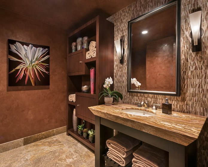 kast in het toiletinterieur