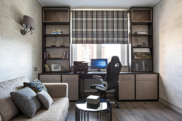 kasten rond het raam in het kantoorinterieur