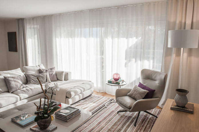 sluier in de woonkamer