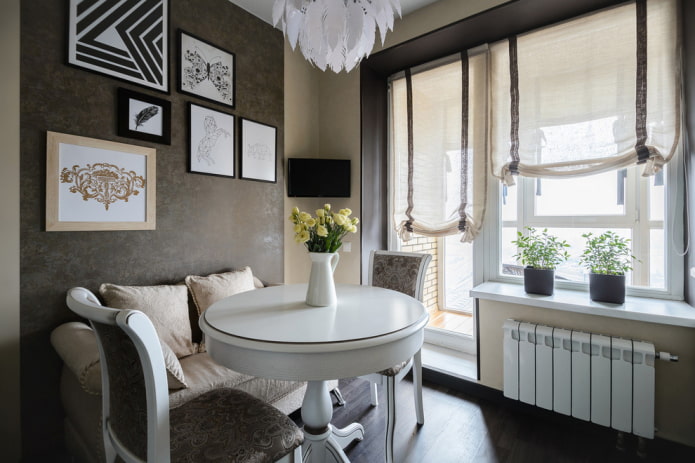 beige vouwgordijnen in een moderne klassieker