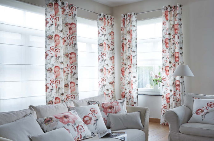 bloemengordijnen gecombineerd met textiel
