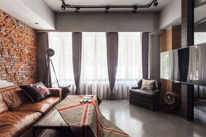 gordijnen met clips in de woonkamer in loftstijl