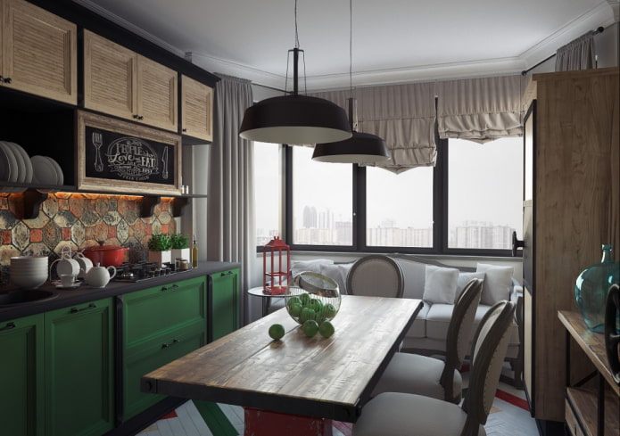 combinatie van gordijnen van verschillende lengtes in het interieur