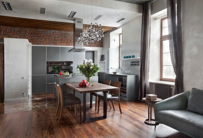 combinatie van gordijnen met behang in het interieur 