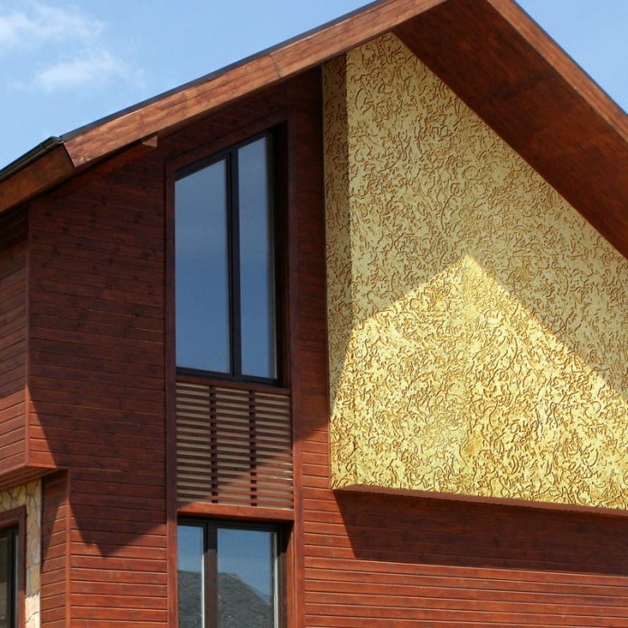 huisafwerking met pleisterwerk