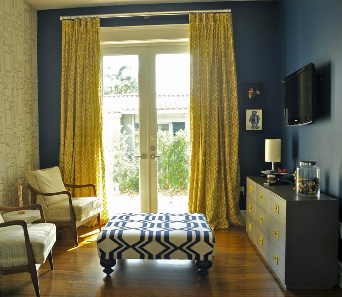 blauwe en gele kamer