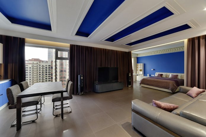 Wit en blauw plafond