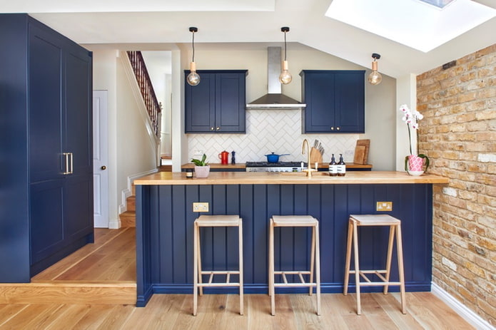 keukendecoratie in blauwe tinten
