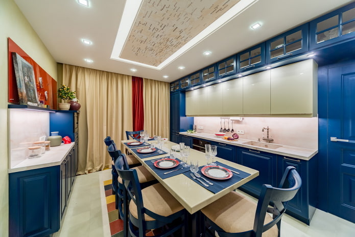 keukendecoratie in blauwe tinten