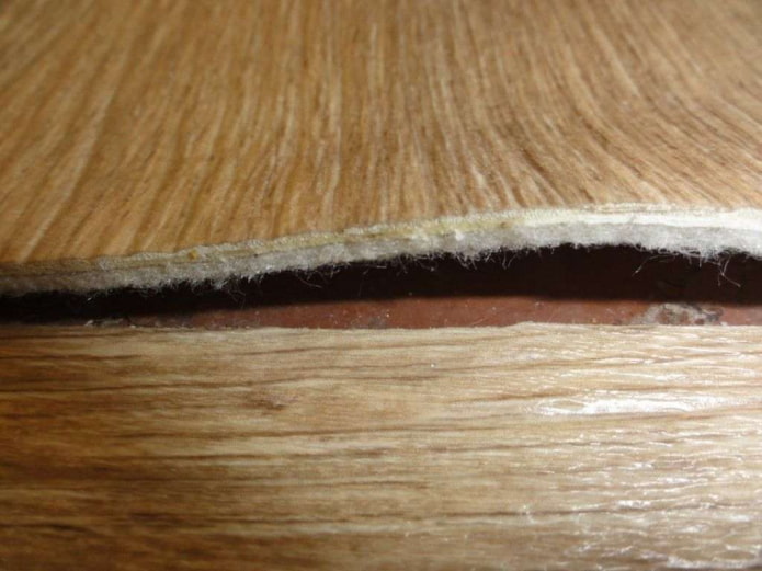 linoleum is losgekomen