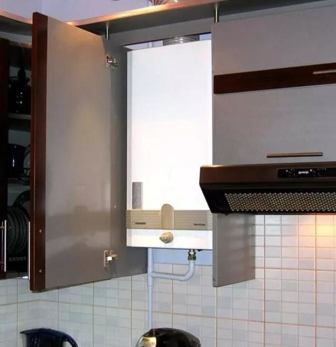 wandkast voor een boiler