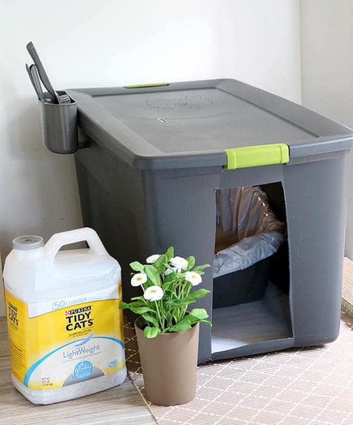 Kattenbak uit een bak