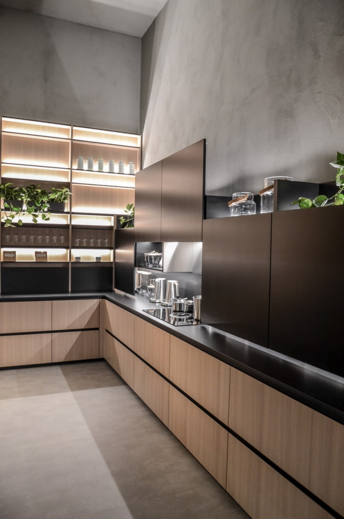 breed aanrechtblad in de keuken