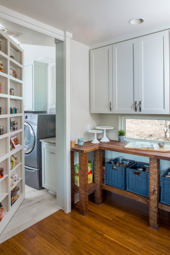 deurrek in de keuken