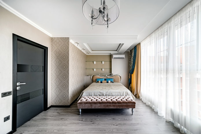 combinatie van deurbladkleuren met vloerbedekking in het interieur