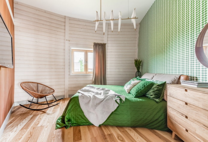 Bedsprei met behang, gordijnen met meubels