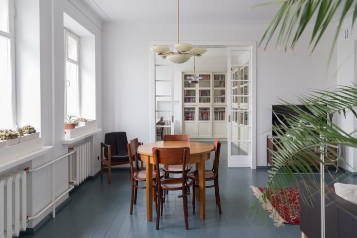 Sovjet eiken tafel