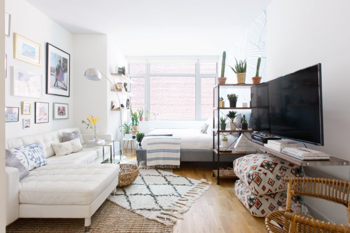 inrichting van een gecombineerde woon-slaapkamer