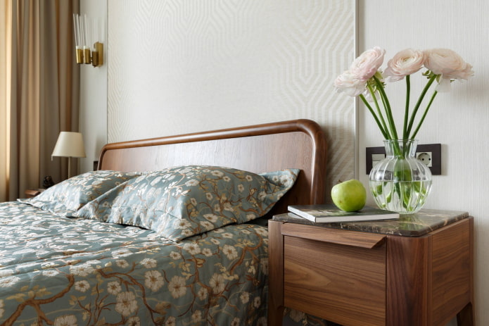Verse bloemen in de slaapkamer