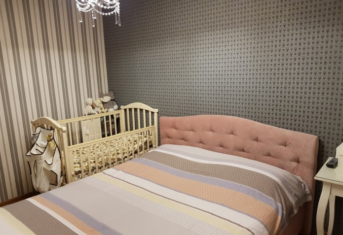 babybedje in het interieur van de slaapkamer
