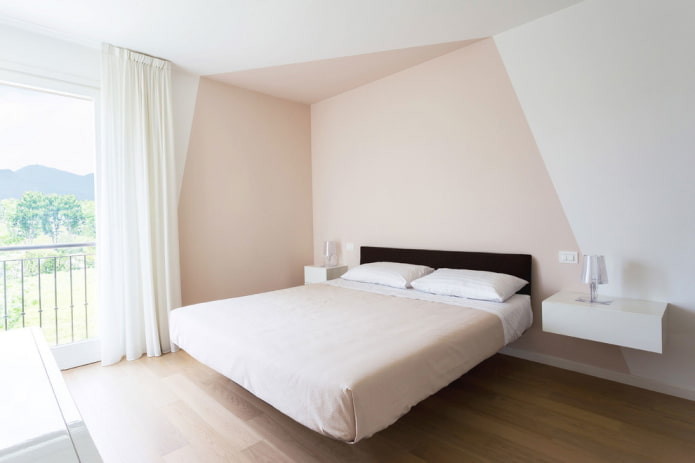 interieur van een beige slaapkamer in minimalistische stijl