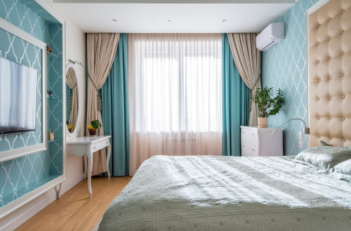 beige en blauw slaapkamerinterieur