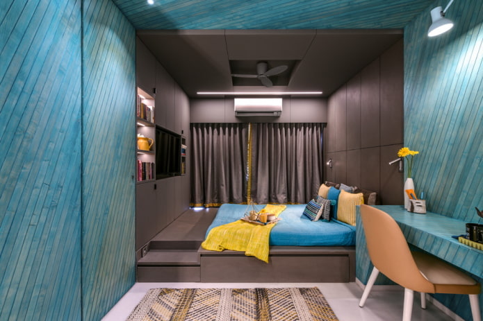 bruin en blauw slaapkamerinterieur