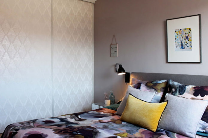 kledingkast in de slaapkamer