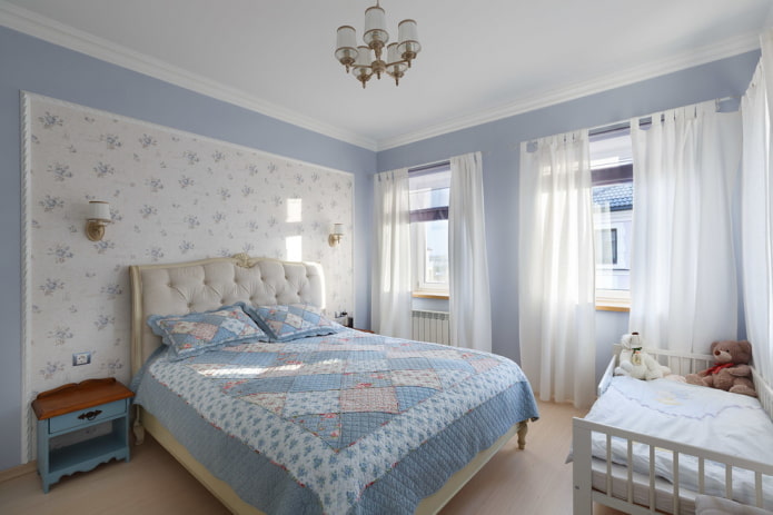 slaapkamerinterieur in Proven?aalse stijl