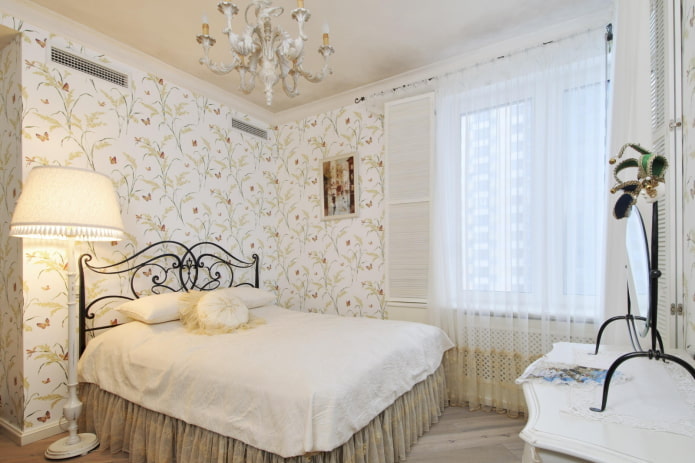 interieur van een slaapkamer in Proven?aalse stijl