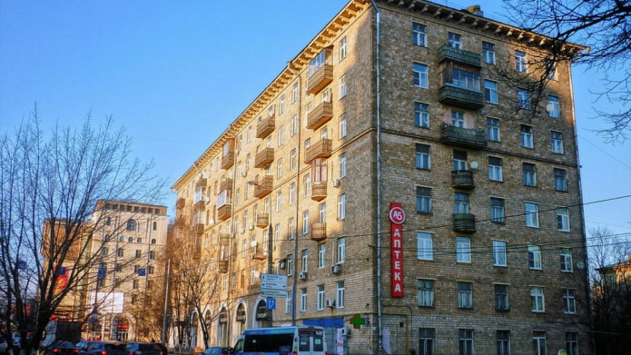 post-war Stalin-era buildings