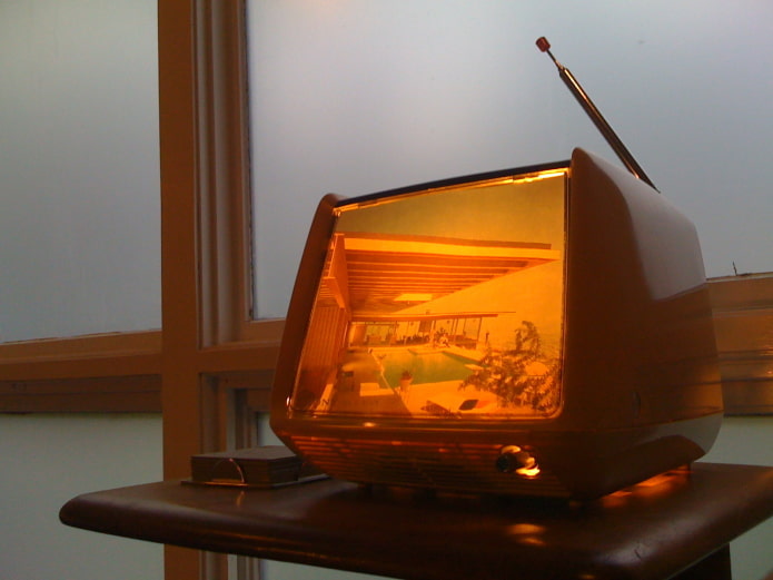 Lamp van een oude tv