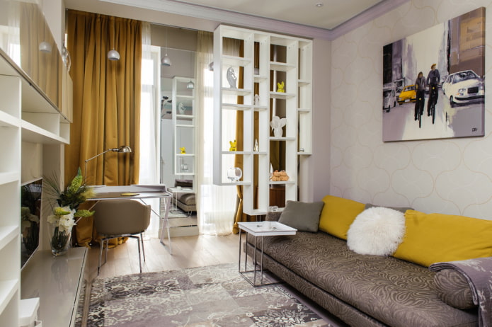 scheidingswand in de vorm van een asymmetrisch rek in het interieur