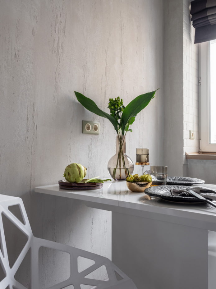 Decoratief pleisterwerk in de keuken