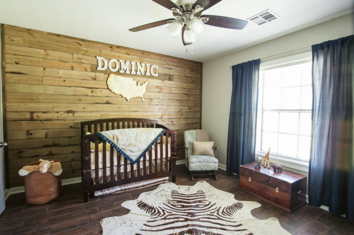 accentmuur in het interieur van de kinderkamer