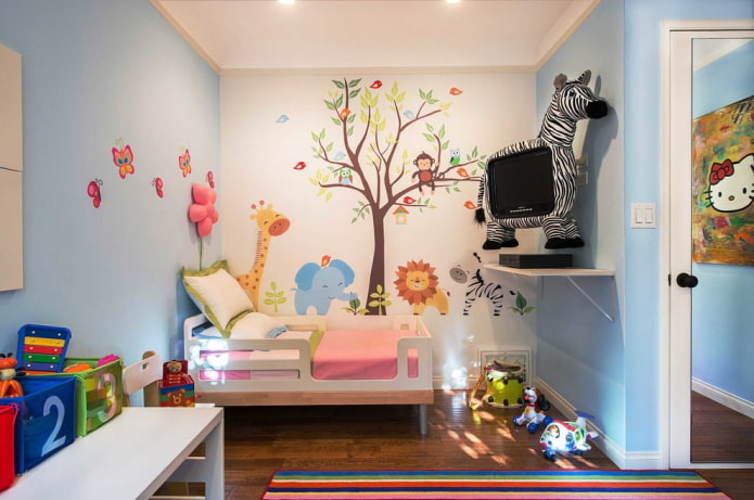 muurontwerp in een kleine kinderkamer
