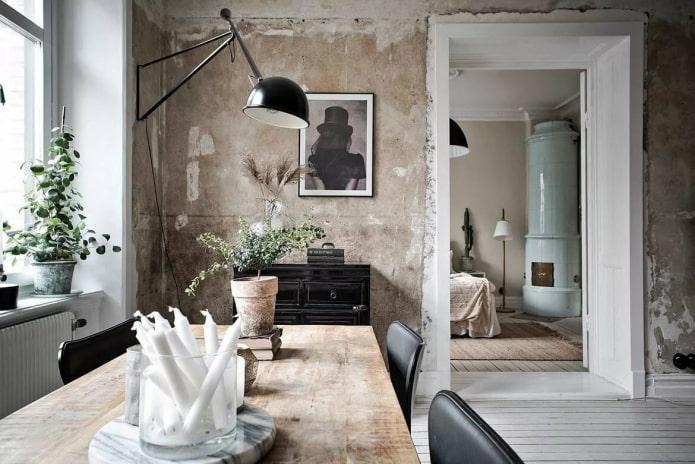 kale muren in het interieur