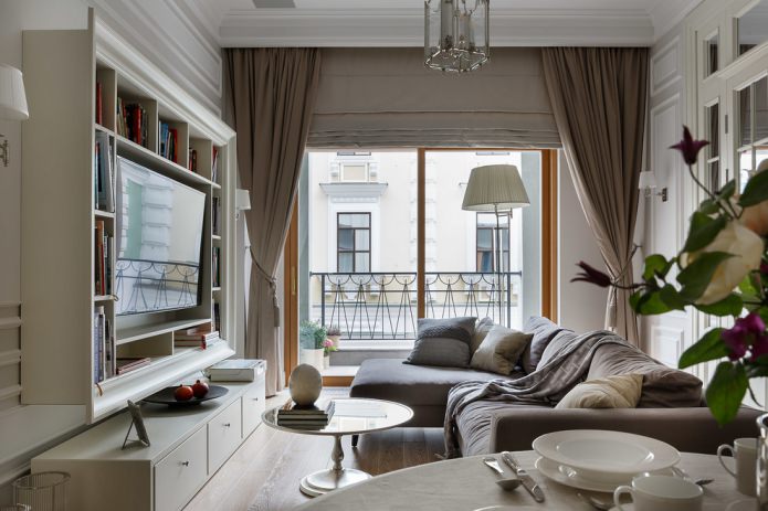 TV in neoclassicisme