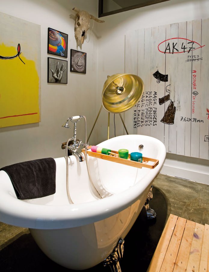 een badkamer in loftstijl inrichten