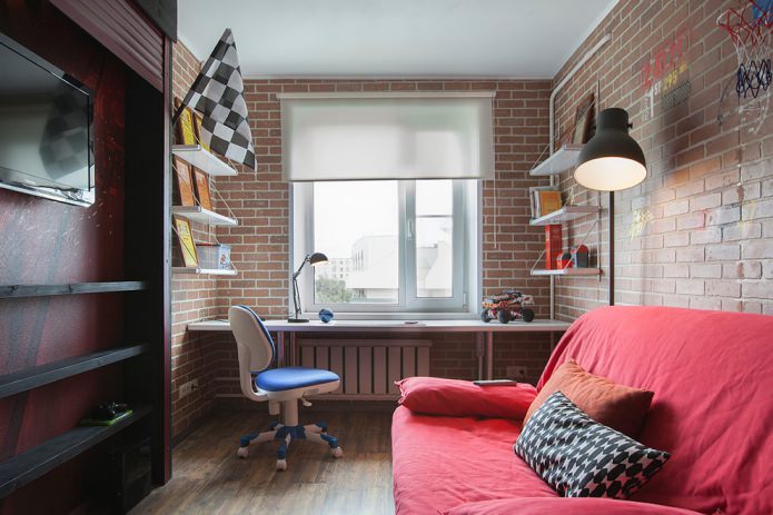 interieur van een kinderkamer in loftstijl met bakstenen muren