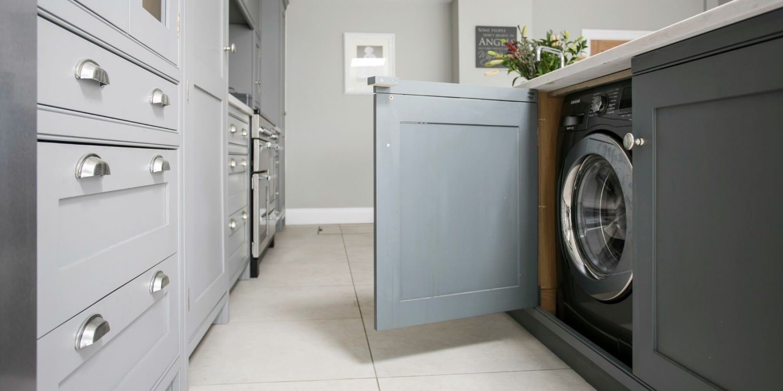 wasmachine achter de deur