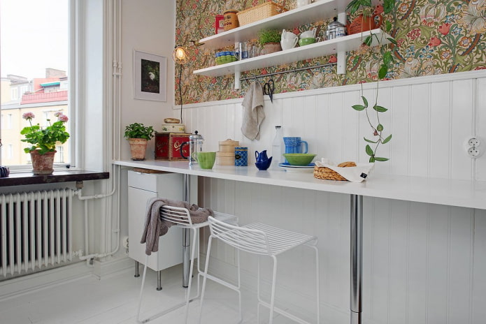 Smalle witte tafel