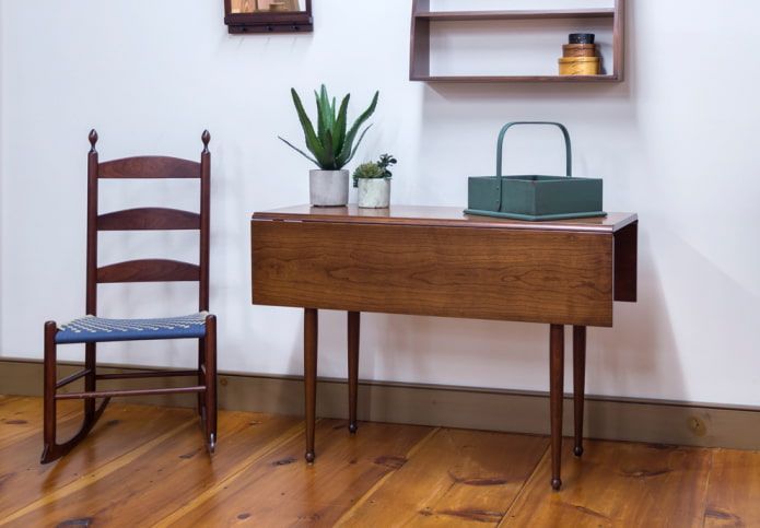 smal boekvormig ontwerp in het interieur