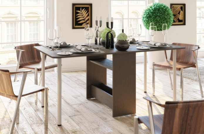 grote boekvormige structuur in het interieur