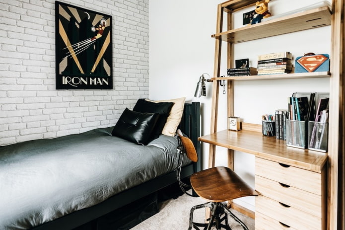 bureau in een loft-stijl interieur